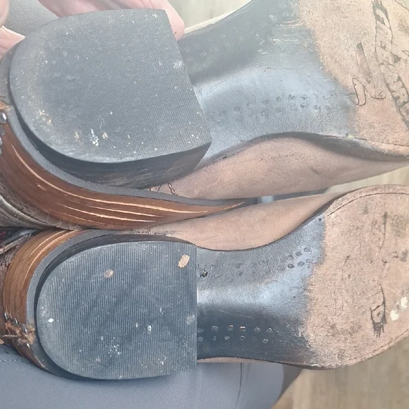 Freebird by Steven Brown/Tan " Mescal " Ankle Boots With Woven Accents 10 - Picture 8 of 8